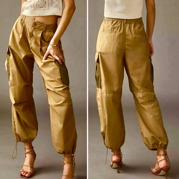 Anthropologie Pants - ANTHROPOLOGY Khaki Parachute
Cargo Contrasting Pockets Joggers Sz 26